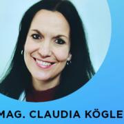 Das Bild stellt Claudia Kögler dar, eine junge, dunkelhaarige Frau, die in der IT arbeitet.