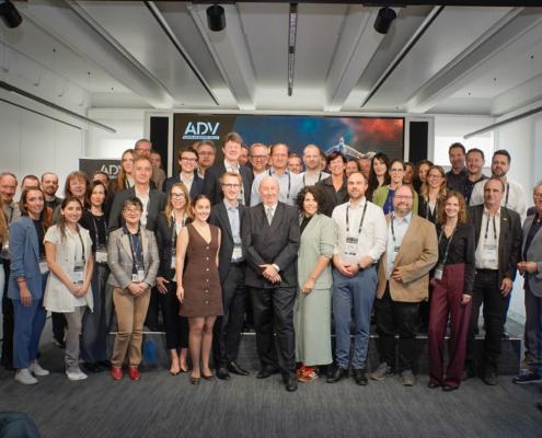 Gruppenbild mit den Teilnehmenden des Rechtstages